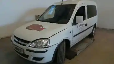 Veicolo di demolizione opel combo familiar dell'anno 2006 alimentato z13dt