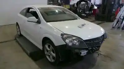 Здавання транспортного засобу OPEL ASTRA H GTC (A04) 1.9 CDTI 16V (L08) року 2009 потужний Z 19 DTJ
