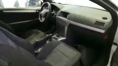 Здавання транспортного засобу opel astra h gtc (a04) 1.9 cdti 16v (l08) року 2009 потужний z 19 dtj