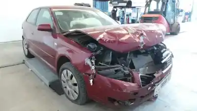 Veicolo di demolizione AUDI A3 (8P) 1.6 FSI Ambiente 116 CV / 85 KW dell'anno 2005 alimentato BLP