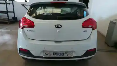 Veículo de Sucata kia cee´d maracaná do ano 2015 alimentado d4fb