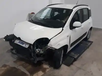 Veículo de Sucata fiat panda (319) lounge do ano 2016 alimentado 169a4000