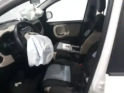 Veículo de Sucata fiat panda (319) lounge do ano 2016 alimentado 169a4000