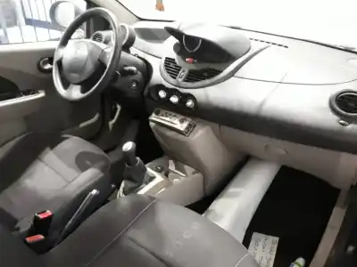 Veicolo di demolizione renault twingo societe dell'anno 2007 alimentato k9k740