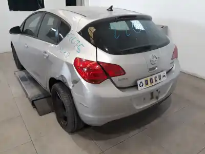 Veicolo di demolizione opel                                               astra j lim.                                                                                                                                                                                                                                               enjoy                                                                                                                                                                                                                                                      dell'anno 2011 alimentato a13dte