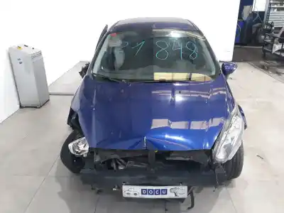 Здавання транспортного засобу ford fiesta (ccn) trend року 2016 потужний snjd
