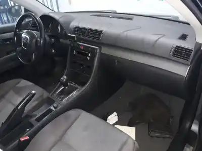 Veículo de Sucata audi a4 avant (8e) 2.0 tdi do ano 2005 alimentado blb