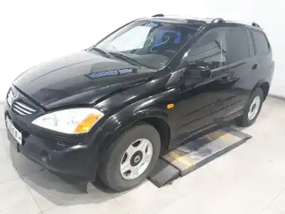 Sloopvoertuig ssangyong kyron 200 xdi limited van het jaar 2006 aangedreven d20dt