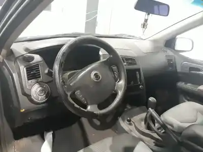 Sloopvoertuig ssangyong kyron 200 xdi limited van het jaar 2006 aangedreven d20dt