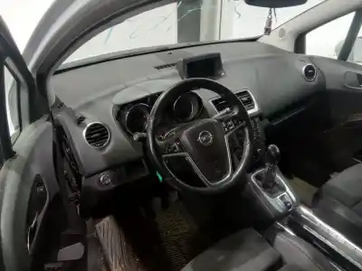 Veículo de Sucata opel meriva b cosmo do ano 2011 alimentado a17dts