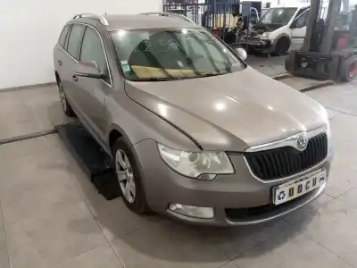 Здавання транспортного засобу skoda superb combi (3t5) ambition року 2010 потужний bmp