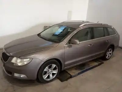 Здавання транспортного засобу skoda superb combi (3t5) ambition року 2010 потужний bmp
