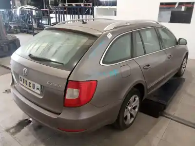Здавання транспортного засобу skoda superb combi (3t5) ambition року 2010 потужний bmp