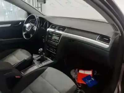 Здавання транспортного засобу skoda superb combi (3t5) ambition року 2010 потужний bmp