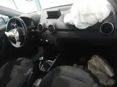 Veículo de Sucata audi a1 sportback (8xa) attraction do ano 2012 alimentado cayb