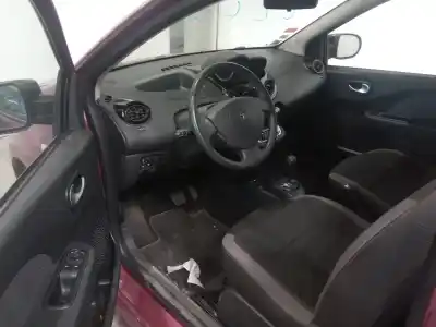 Vehicul casat renault twingo dynamique al anului 2013 alimentat d4f722