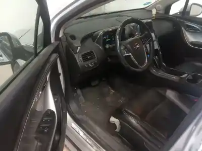 Veículo de Sucata opel ampera excellence do ano 2018 alimentado a14xf