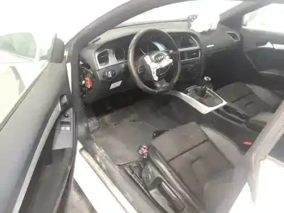 Здавання транспортного засобу audi a5 coupe (8t) 2.0 tdi quattro року 2009 потужний cah