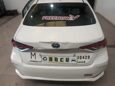 Veicolo di demolizione toyota corolla (e21) hybrid active dell'anno 2023 alimentato 2zr