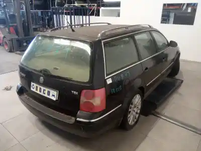 Scrapping Vehicle volkswagen passat variant (3b6) comfortline of the year 2004 powered avf