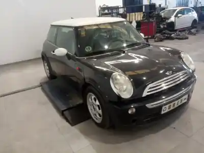 Veículo de Sucata BMW MINI (R50,R53) Cooper do ano 2005 alimentado W10B16A