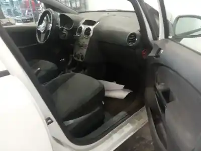 Veículo de Sucata opel corsa d essentia do ano 2011 alimentado a13dtc