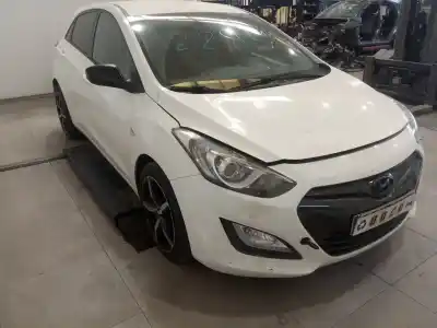 Veicolo di demolizione HYUNDAI I30 (GD) 1.6 CRDI dell'anno 2012 alimentato D4FB