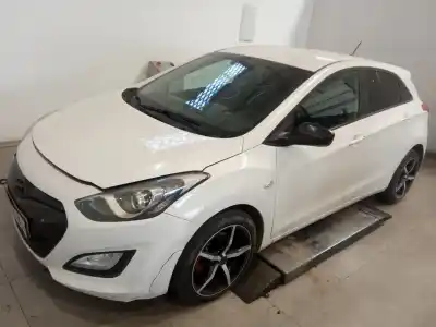 Veicolo di demolizione hyundai i30 (gd) 1.6 crdi dell'anno 2012 alimentato d4fb
