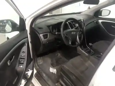 Veicolo di demolizione hyundai i30 (gd) 1.6 crdi dell'anno 2012 alimentato d4fb
