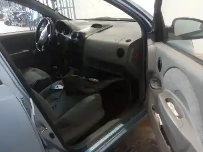 Veículo de Sucata daewoo kalos 1.4 se do ano 2004 alimentado f14s3