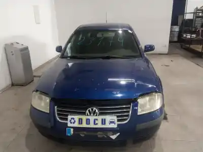 Veículo de Sucata volkswagen passat b5.5 (3b3) 1.9 tdi do ano 2003 alimentado awx