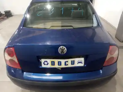 Veículo de Sucata volkswagen passat b5.5 (3b3) 1.9 tdi do ano 2003 alimentado awx