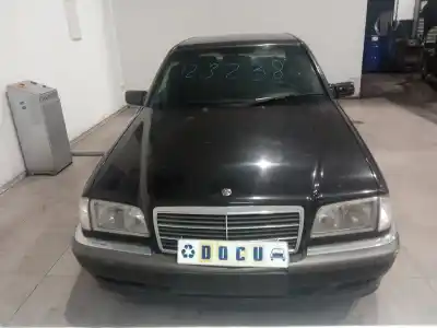 Veículo de Sucata mercedes-benz clase c (w202) c 220 cdi (202.133) do ano 1998 alimentado om 611.960