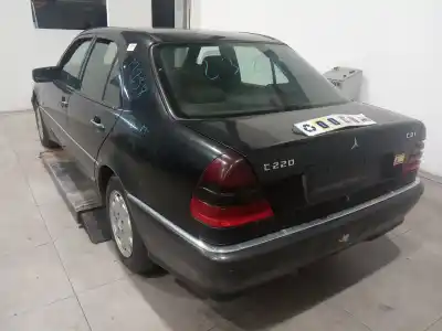 Veículo de Sucata mercedes-benz clase c (w202) c 220 cdi (202.133) do ano 1998 alimentado om 611.960