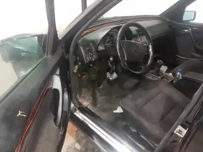 Veículo de Sucata mercedes-benz clase c (w202) c 220 cdi (202.133) do ano 1998 alimentado om 611.960