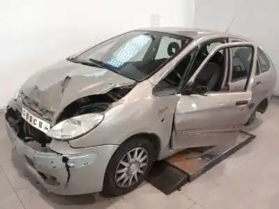 Scrapping Vehicle citroen xsara picasso (n68) 2.0 hdi of the year 2005 powered rhy (dw10td)