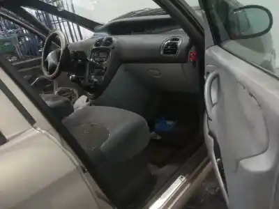 Scrapping Vehicle citroen xsara picasso (n68) 2.0 hdi of the year 2005 powered rhy (dw10td)