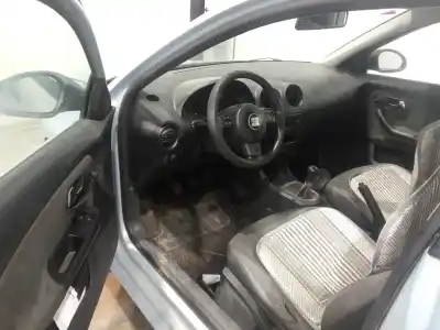Veicolo di demolizione seat ibiza (6l1) reference dell'anno 2004 alimentato amf