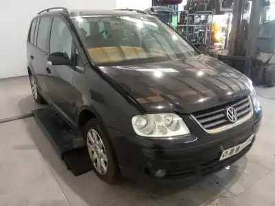 Vehículo de desguace VOLKSWAGEN TOURAN (1T1)  del año 2004 con motor BKC