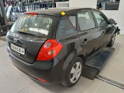 Veicolo di demolizione kia cee'd fastback (ed) 1.4 dell'anno 2008 alimentato g4fa