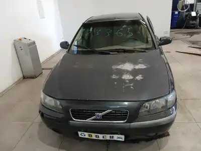 Veículo de Sucata VOLVO S60 I (384) D5 do ano 2001 alimentado D 5244 T,D 5244 T5
