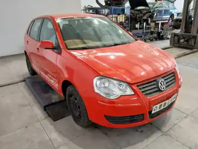 Veículo de Sucata volkswagen polo iv sedán (9a4, 9a2, 9n2, 9a6) 1.4 do ano 2005 alimentado bky