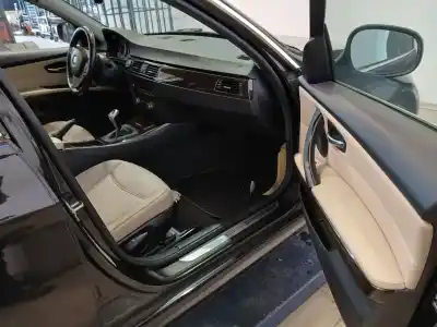 Veicolo di demolizione bmw 3 (e90) 318 d dell'anno 2011 alimentato n47 d20 a,n47 d20 c