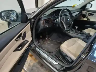 Veicolo di demolizione bmw 3 (e90) 318 d dell'anno 2011 alimentato n47 d20 a,n47 d20 c