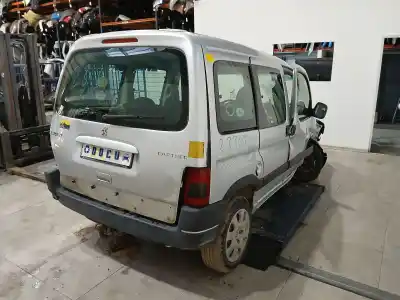 Scrapping Vehicle peugeot partner (s2) combi plus of the year 2005 powered rhy