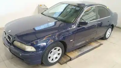 Scrapping Vehicle bmw 5 (e39) 520 d of the year 2001 powered 204d1