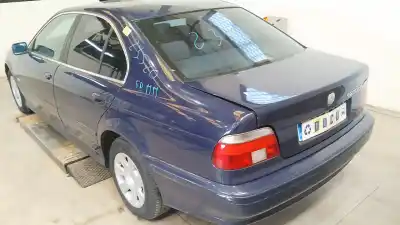 Scrapping Vehicle bmw 5 (e39) 520 d of the year 2001 powered 204d1