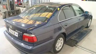 Scrapping Vehicle bmw 5 (e39) 520 d of the year 2001 powered 204d1