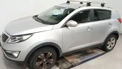 Veículo de Sucata kia sportage iii (sl) 2.0 crdi awd do ano 2010 alimentado d4ha