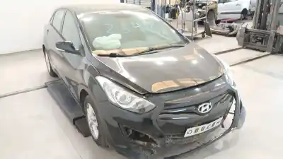 Veicolo di demolizione hyundai i30 (gd) 1.4 crdi dell'anno 2014 alimentato d4fc